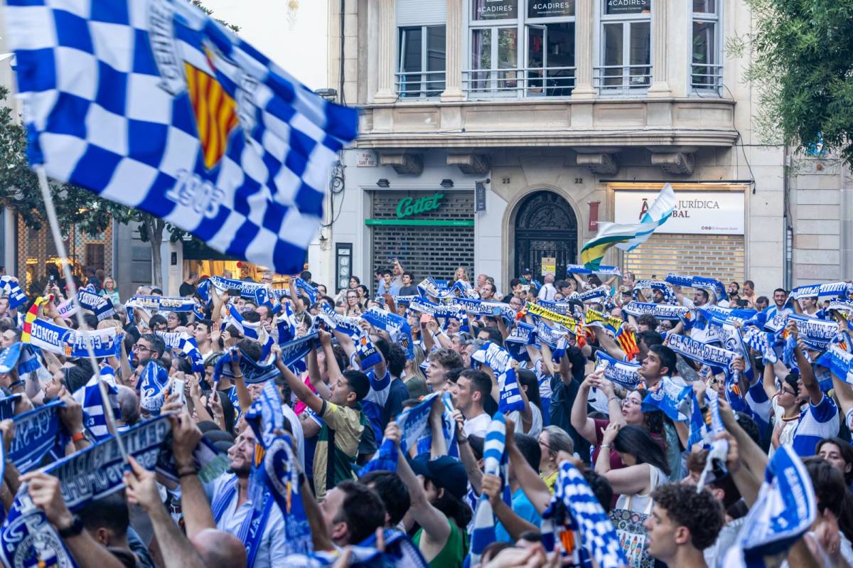 Sabadell celebra l`ascens a Segona - Juanma Peláez Sabadell celebra l`ascens a Segona