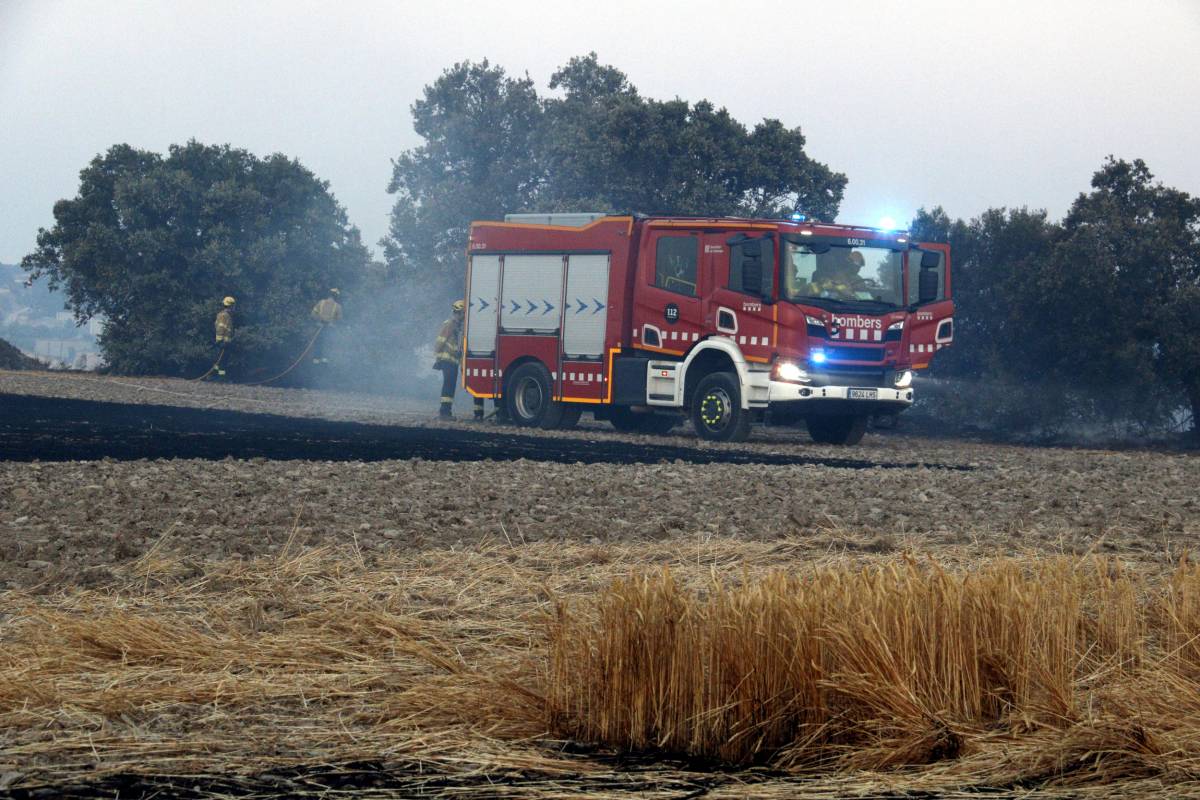 Quinze comarques en avís per perill molt alt d'incendi aquest diumenge