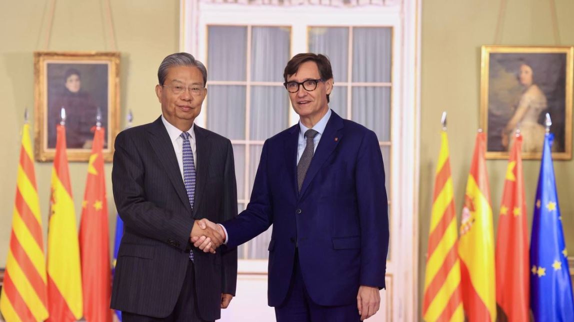 Illa es reuneix a Pedralbes amb la tercera autoritat de la Xina