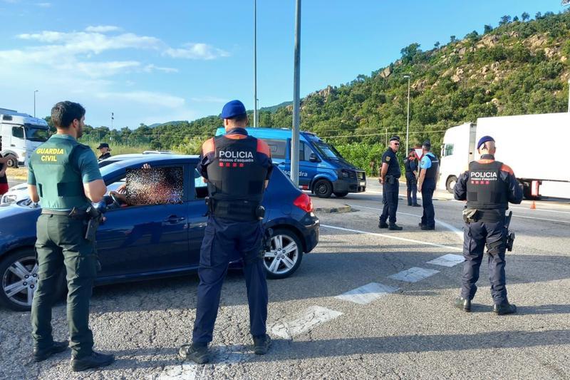 Desarticulen un grup especialitzat en robatoris amb força en habitatges que havia actuat al Vallès