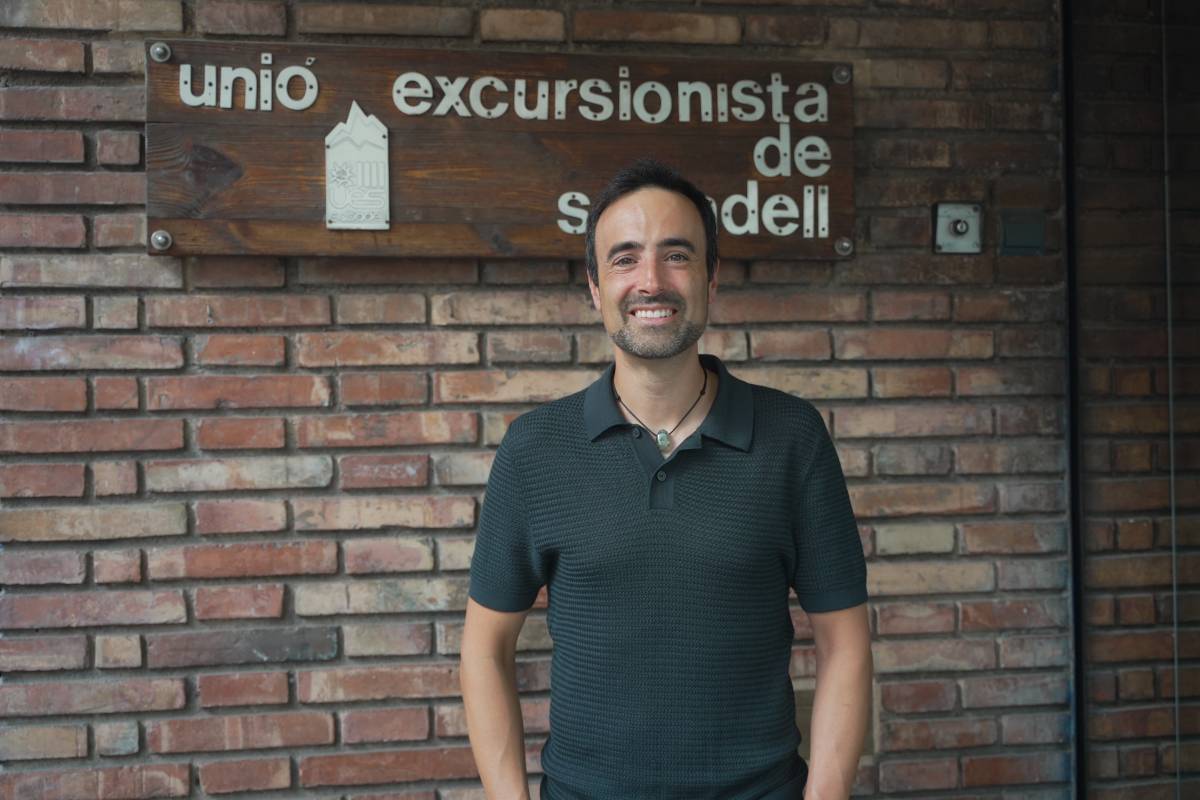 Oller, a l`entrada de la UES, durant l`entrevista - David Chao Oller, a l`entrada de la UES, durant l`entrevista