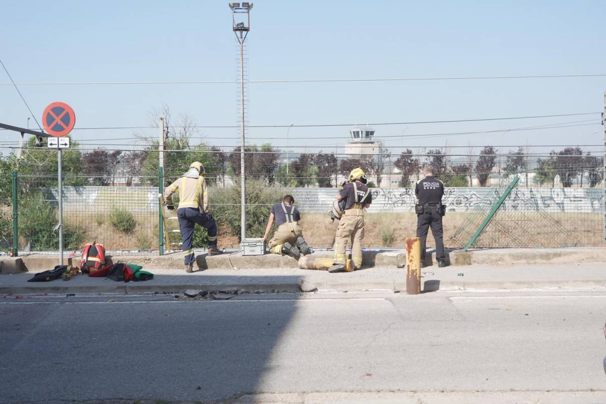 Cau un cotxe a les vies del tren a Sabadell - David Chao Cau un cotxe a les vies del tren a Sabadell