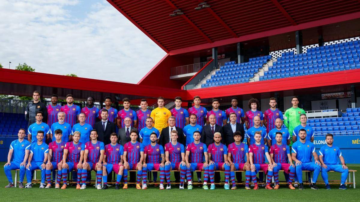 Un exjugador del Barça es declara obertament independentista i incendia les xarxes socials