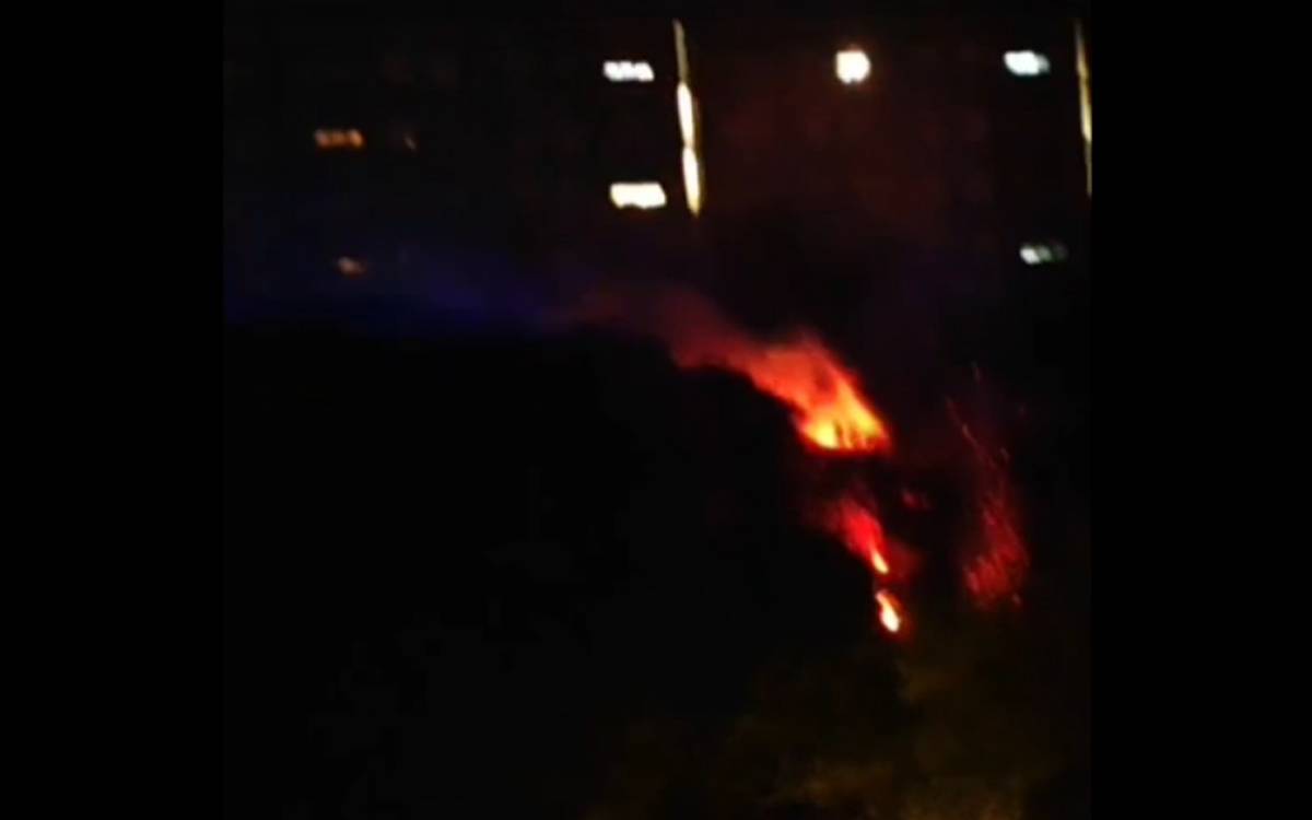 Un incendi crema 100 metres quadrats entre la Balconada i Sant Pau de Manresa