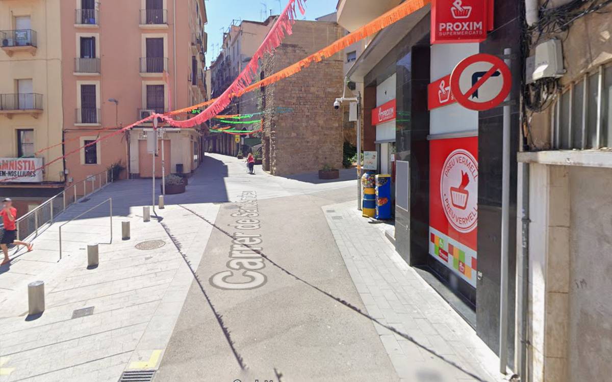 Detingut a Manresa per agredir violentament un home gran al carrer