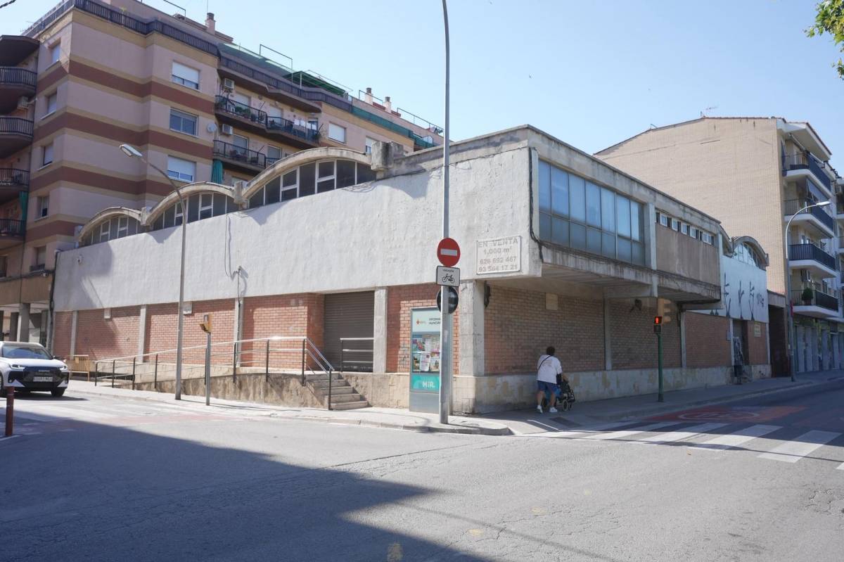 Un milió d'euros per recuperar la titularitat de l’antic mercat municipal