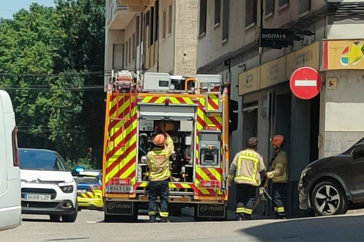 Resposta immediata dels bombers de Solsona en dos incidents sense lesions greus