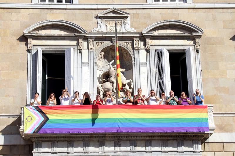 El Govern reivindica una Catalunya de «respecte i dignitat» davant els discursos d'odi i l'LGTBI-fòbia