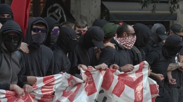 «Punt de no retorn»: reaccionar a la reacció i la identitat en la ferida