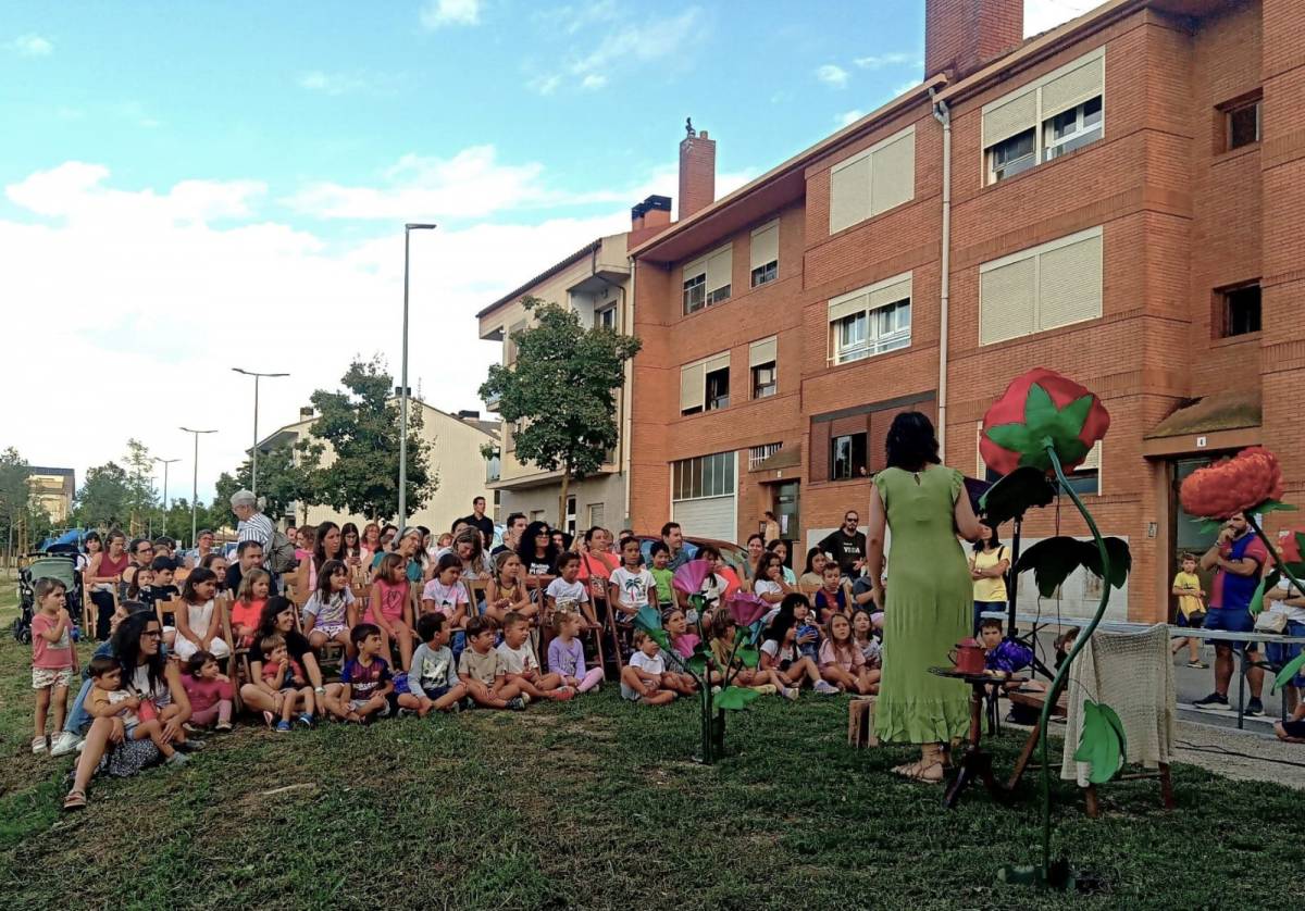 Tornen els contacontes als barris de Solsona tots els divendres de juliol