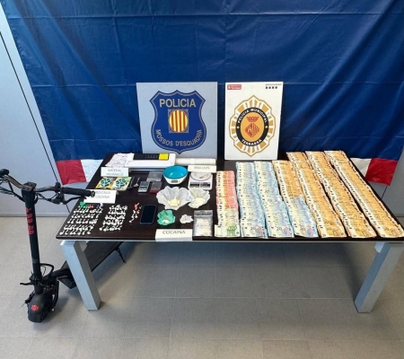 Nou cop al tràfic de drogues a Terrassa: dos detinguts i 25.000 euros intervinguts 