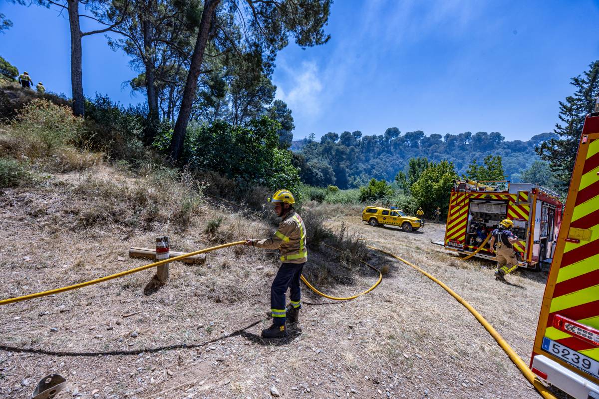 Incendi forestal a la zona de Can Jonqueres