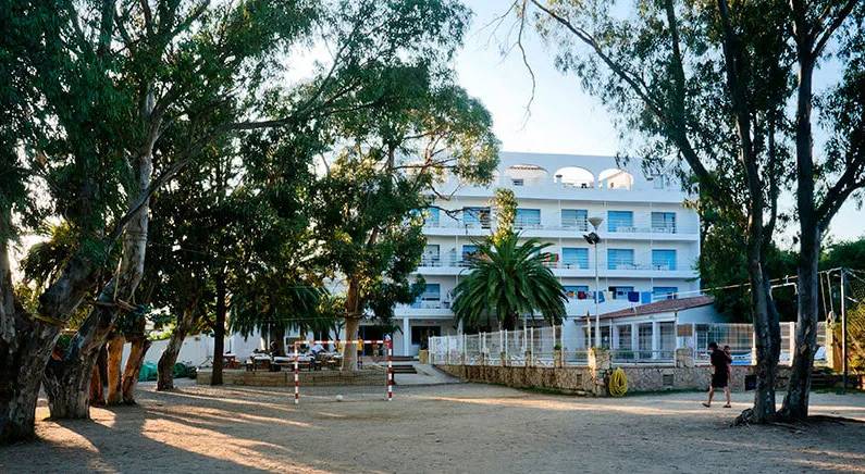 Investiguen els tocaments a dues menors en una casa de colònies a Palamós