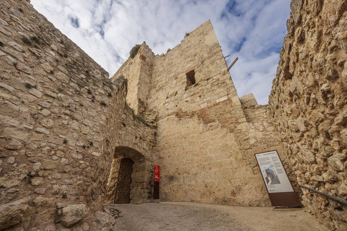 El Castell de Miravet ha experimentat millores de restauració en els últims mesos