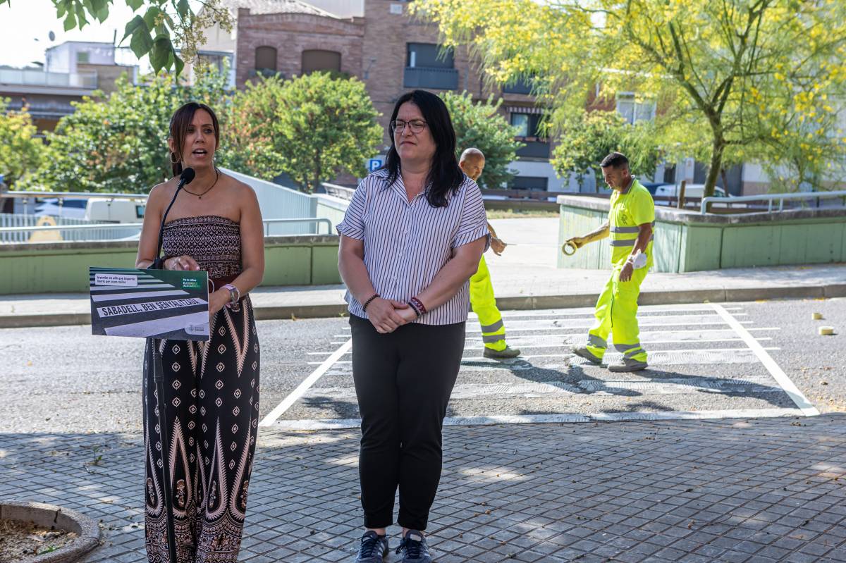 L'alcaldessa de Sabadell, Marta Farrés, i la tinenta d'alcaldessa, Mar Molina - JUANMA PELÁEZ
