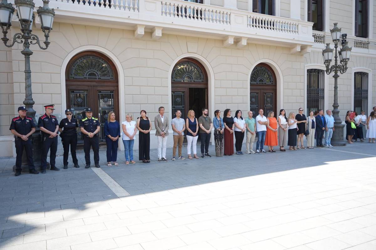 Sabadell guarda un minut de silenci en solidaritat amb les víctimes dels terratrèmols a Veneçuela