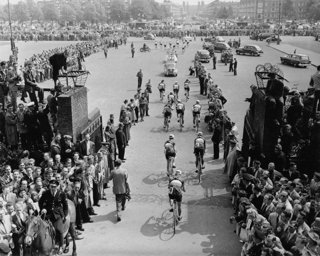 Inici del Tour de França des d’Amsterdam, el 1954 - Wikimedia Commons