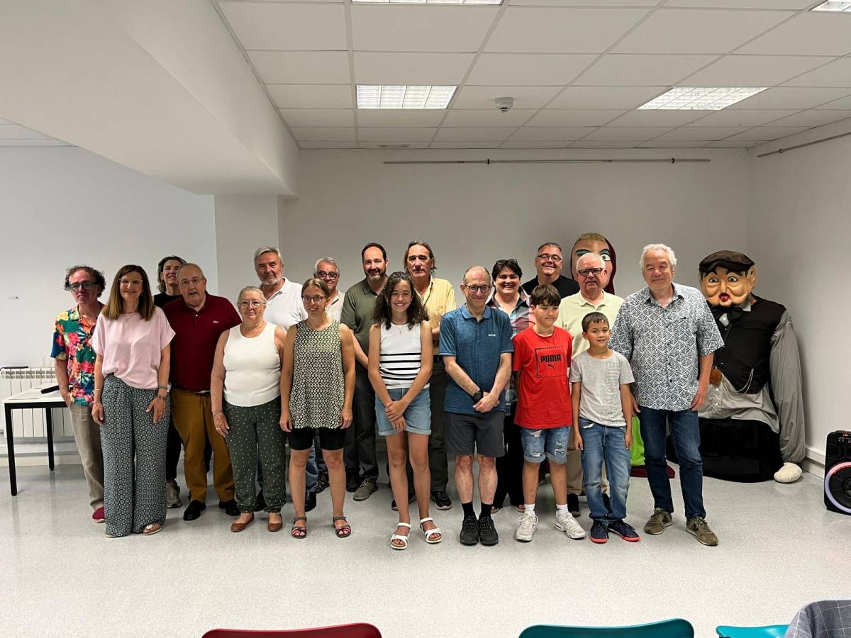 Els Jocs Florals dels Micropobles premien la rinerenca Laura Parera Barons amb un primer premi de prosa