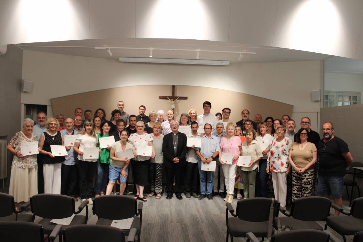 Solsona finalitza el curs de formació d’agents de pastoral amb entrega de diplomes al Seminari