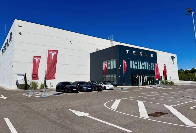 El Tesla Center esdevé un punt estratègic de la companyia a Catalunya