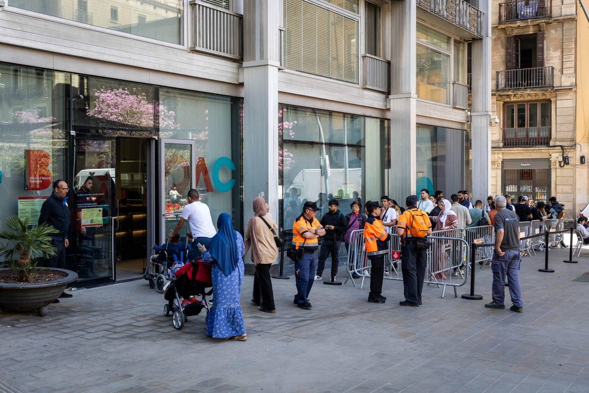 El Govern admet que la xifra de migrants regularitzats a Catalunya superarà les previsions