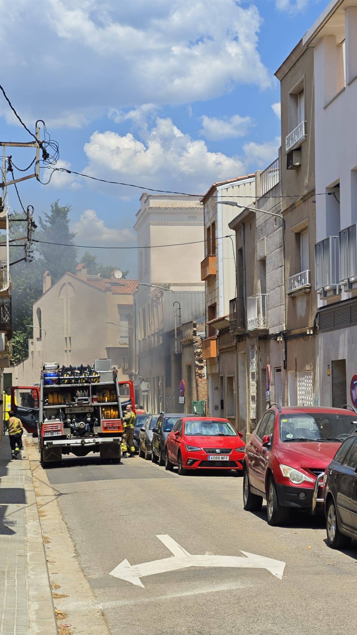 Desallotgen una residència d'avis a la Creu Alta per un incendi