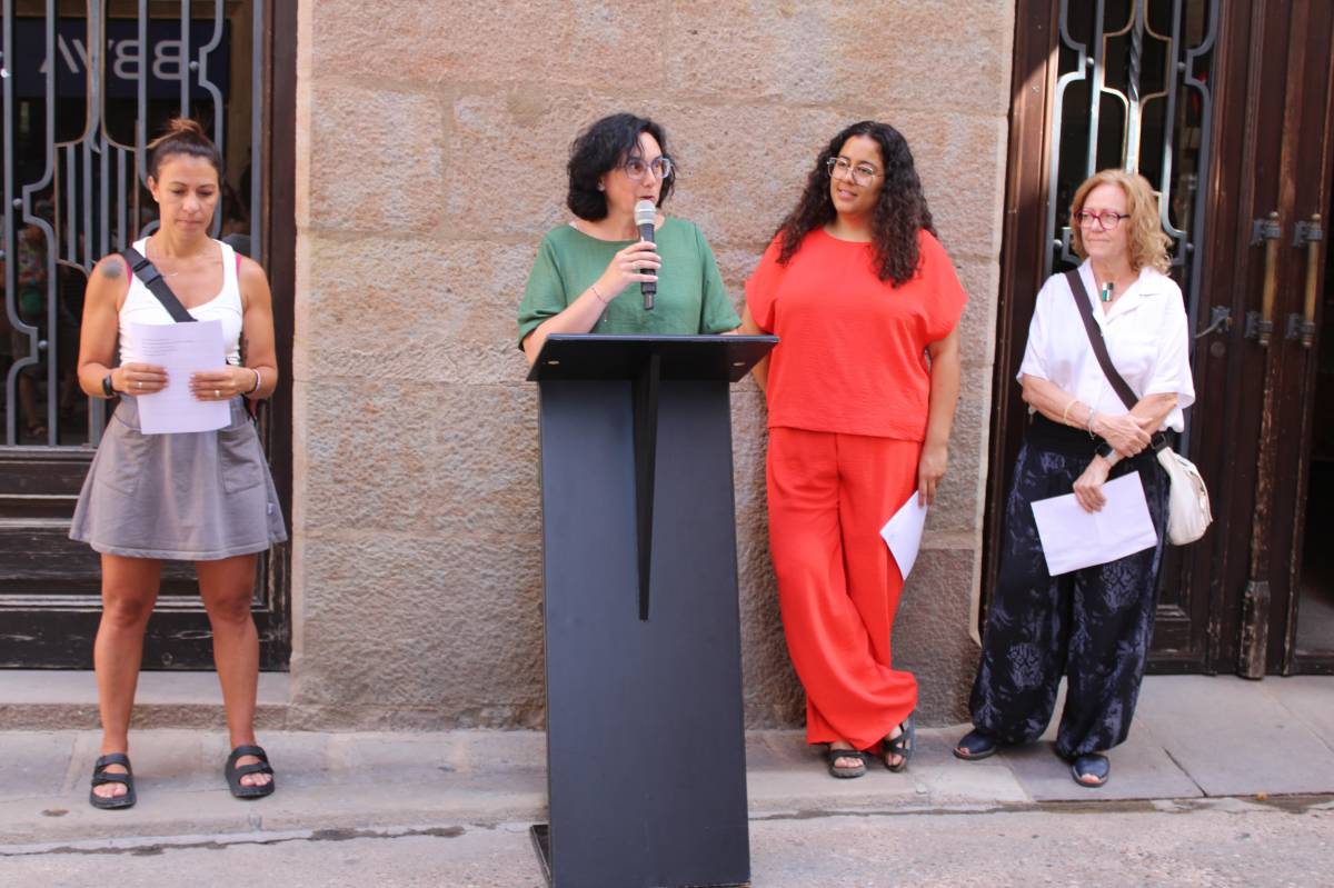Lectura del manifest del 28J a Solsona - Ramon Estany Lectura del manifest del 28J a Solsona