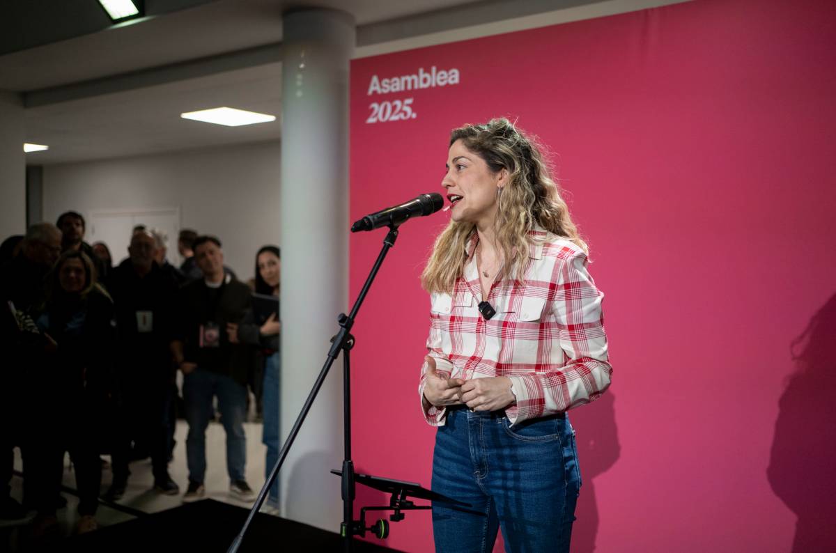 La coordinadora de Sumar dimiteix de tots els seus càrrecs al partit