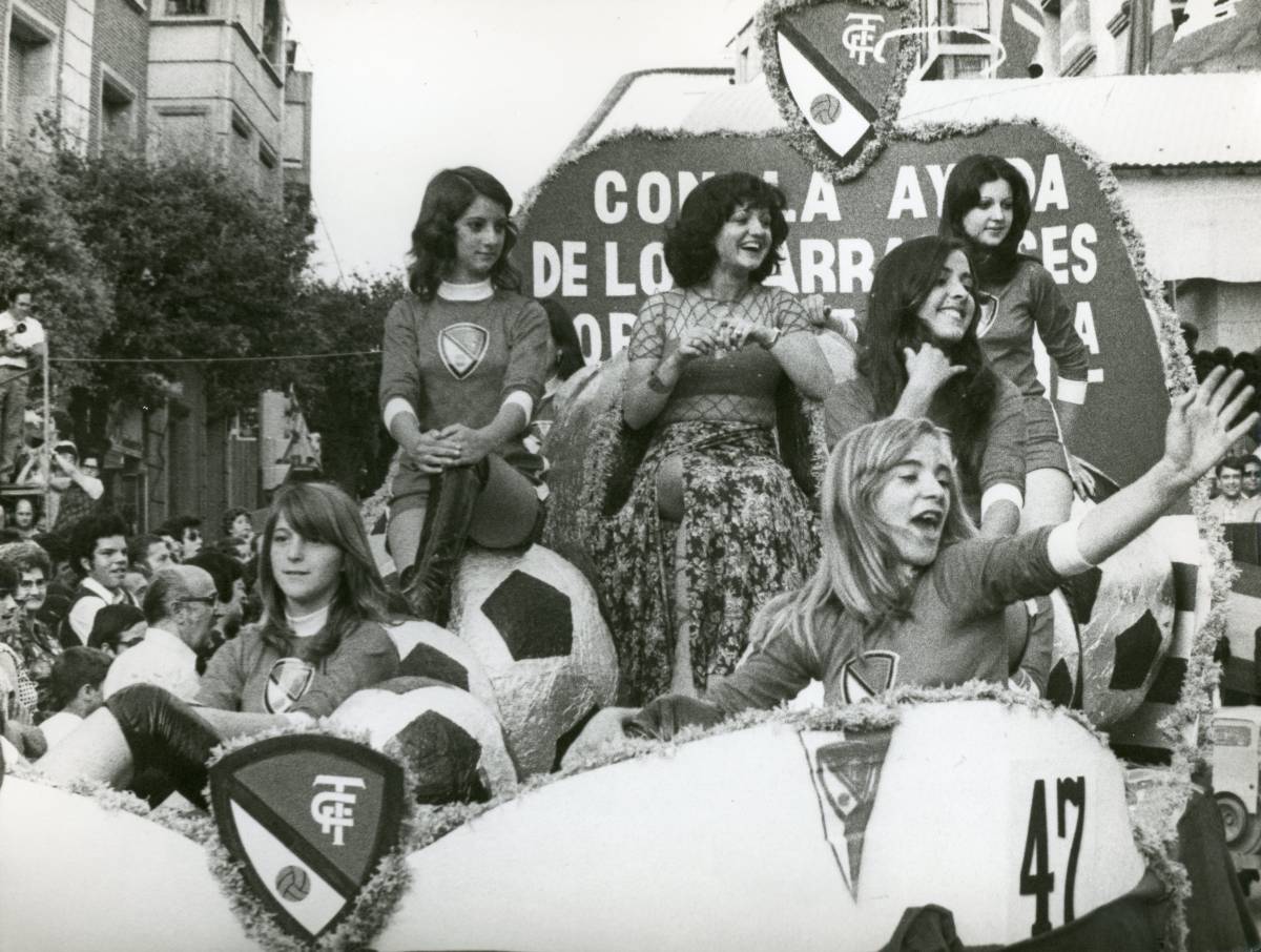 Carrer Major 1973 - Arxiu Diari de Terrassa Carrer Major 1973