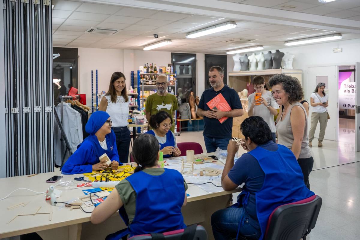 Visita de Jordi Ballart i Montserrat Caupena al Campus Professional Vallparadís - Visita de Jordi Ballart i Montserrat Caupena al Campus Professional Vallparadís