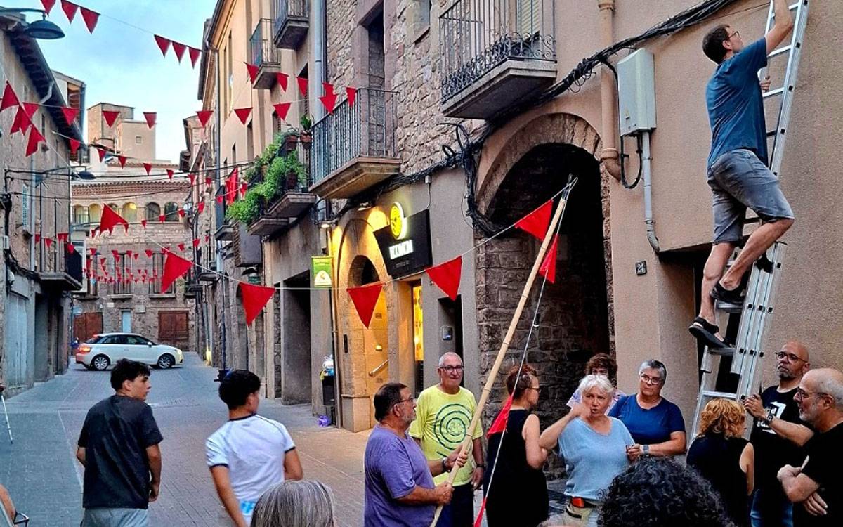 Santpedor recupera les Enramades del nucli antic amb un cap de setmana de festa popular