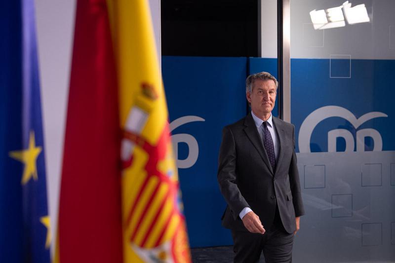 Feijóo comença a dibuixar el futur: farà estatal la llei d'Ayuso per desincentivar l'avortament si és president