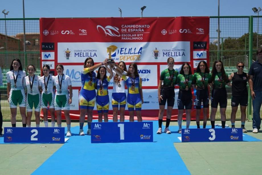 La solsonina Emma Andreu puja al més alt del podi amb la selecció catalana al Campionat d’Espanya Escolar de BTT