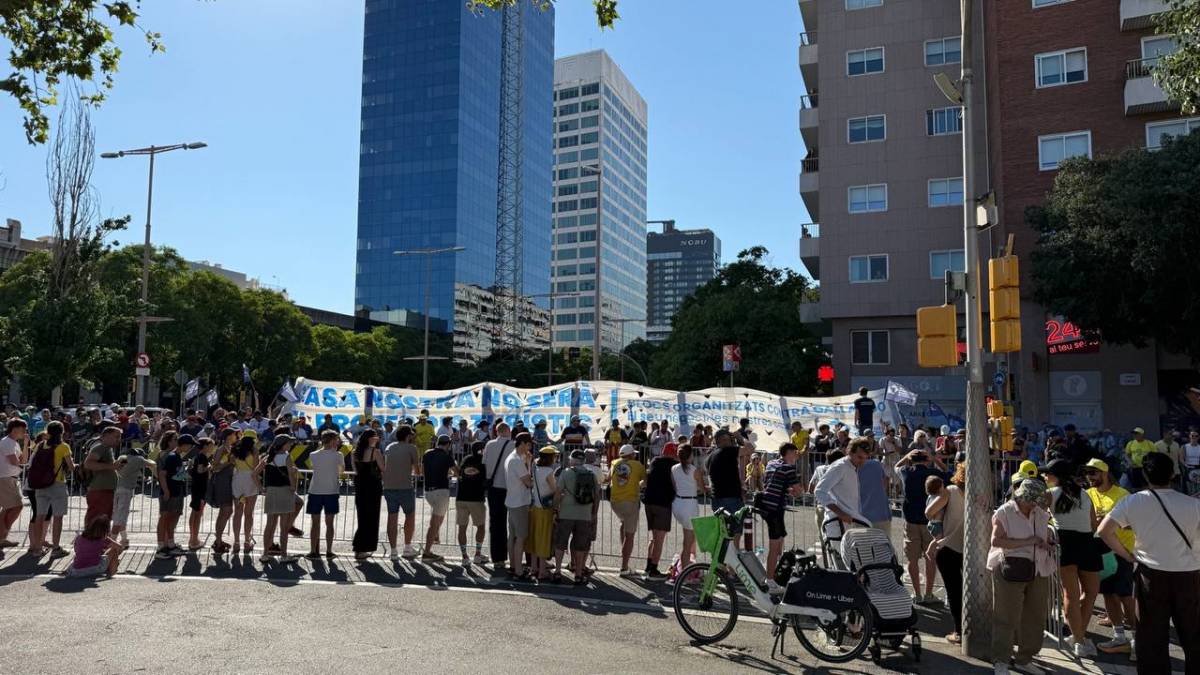 Protestes contra els pisos turístics aprofitant el Tour de França