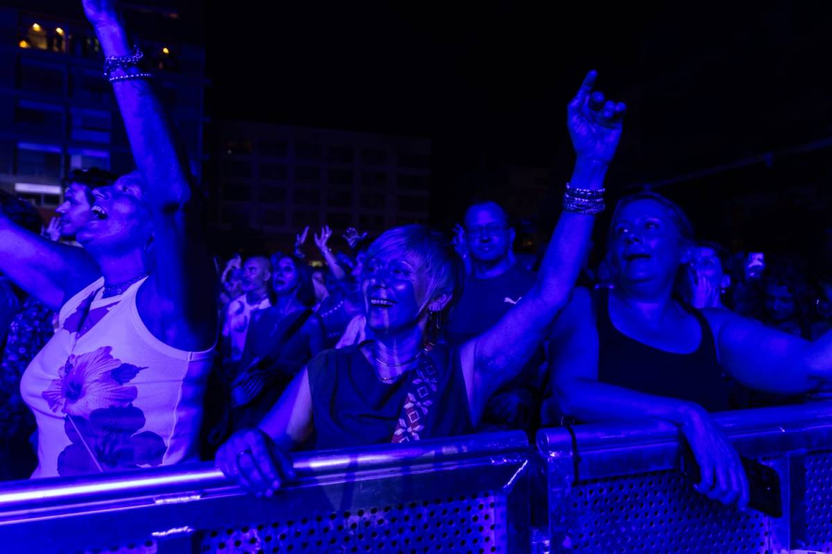 L`artista va posar-se el públic a la butxaca des del primer moment - Lluís Clotet L`artista va posar-se el públic a la butxaca des del primer moment