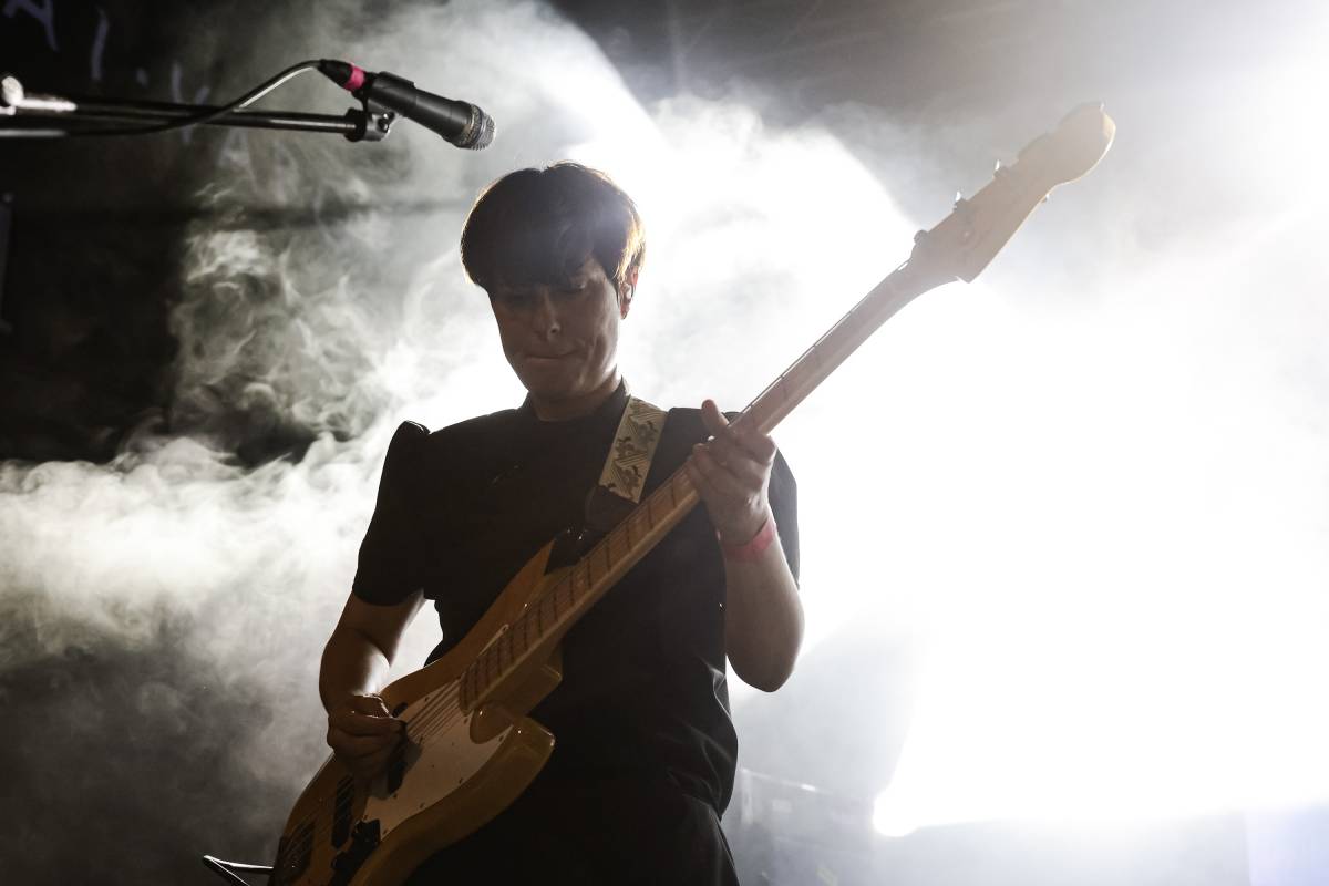 FOTOS | Triángulo de Amor Bizarro porta el rock indie a Terrassa per Festa Major