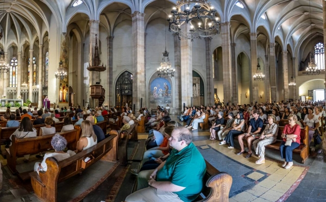 FOTOS | Pregària a Sant Fèlix per les víctimes de Veneçuela