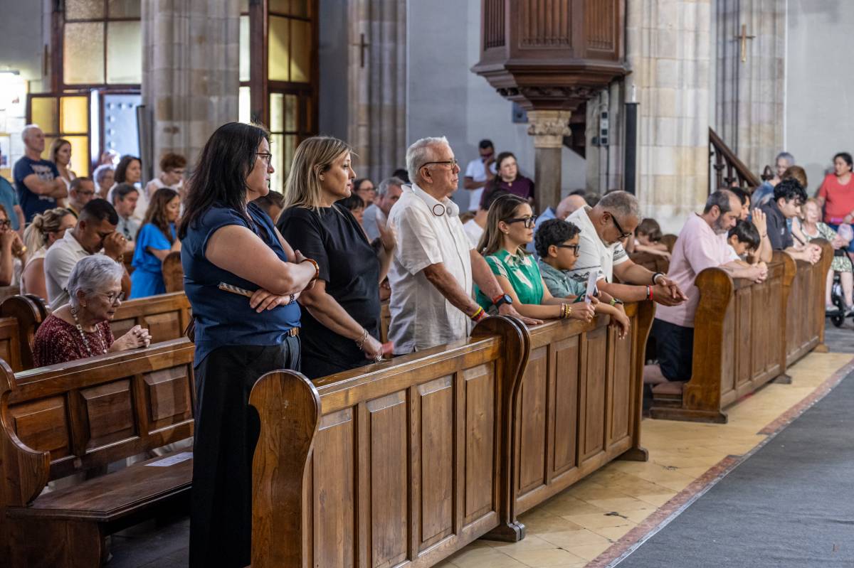 Missa a Sant Fèlix en record de les víctimes dels terratrèmols que van colpejar Veneçuela - JUANMA PELÁEZ Missa a Sant Fèlix en record de les víctimes dels terratrèmols que van colpejar Veneçuela