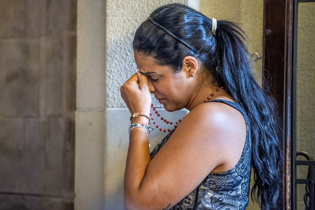 Missa a Sant Fèlix en record de les víctimes dels terratrèmols que van colpejar Veneçuela - JUANMA PELÁEZ Missa a Sant Fèlix en record de les víctimes dels terratrèmols que van colpejar Veneçuela
