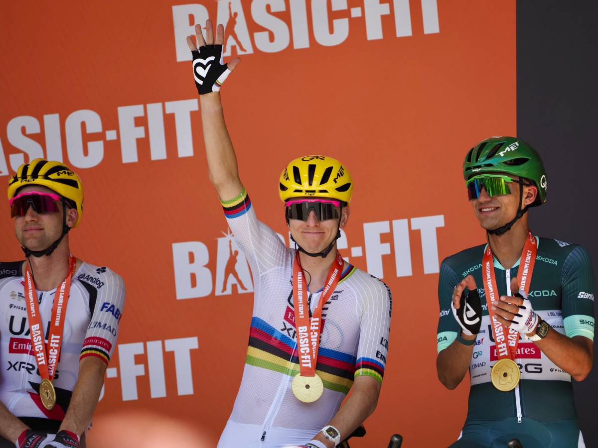Tadej Pogacar a la zona village del Tour. - Arnau Colomé