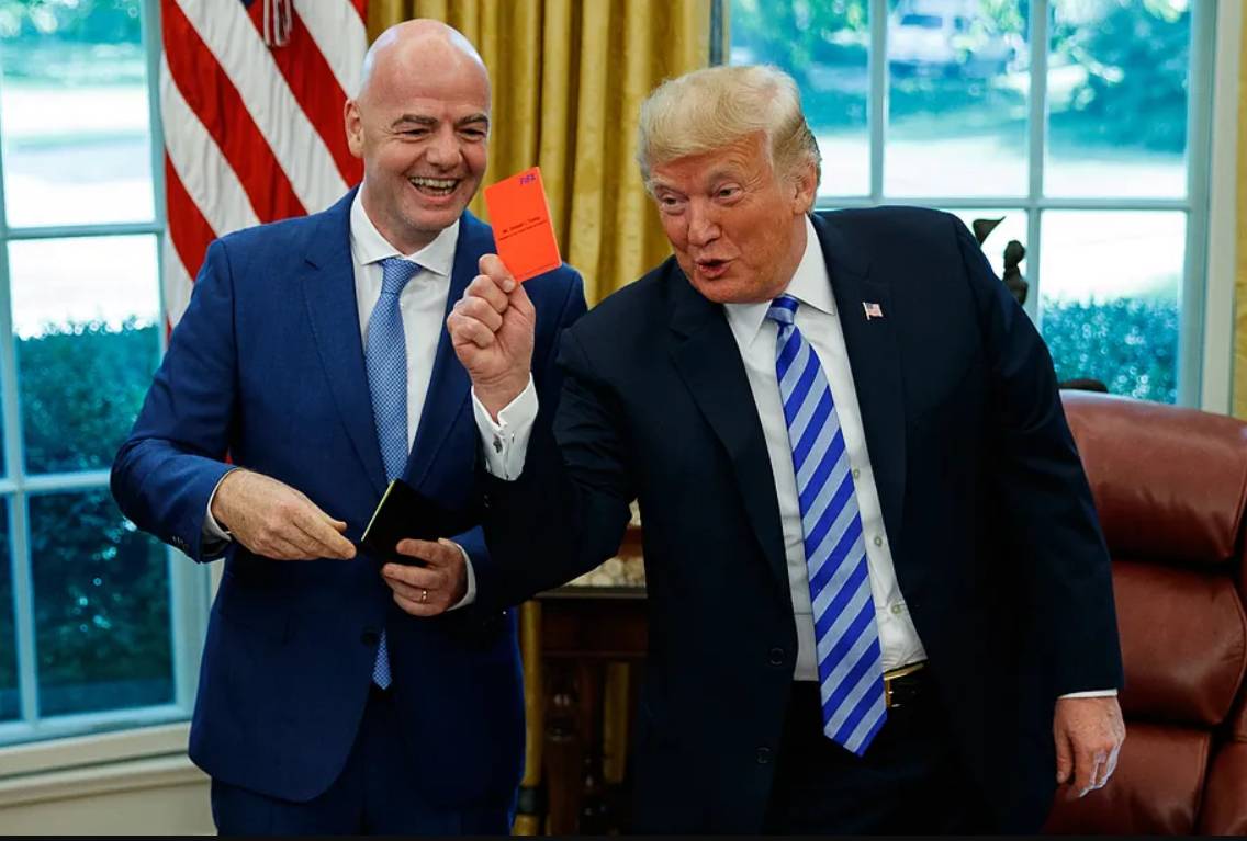 Trump reconeix que va trucar a Infantino perquè anul·lessin la sanció a Balogun: «Era injusta»