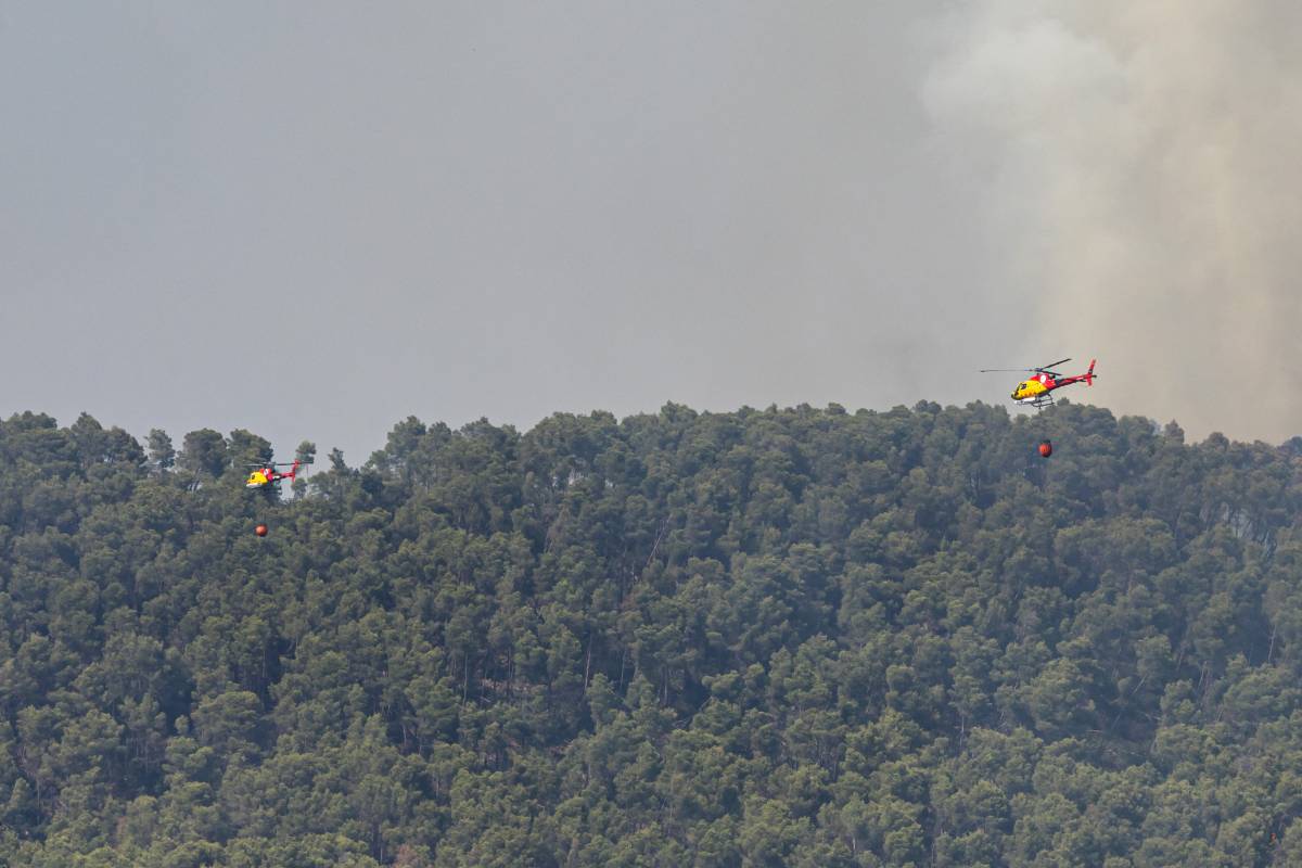 Incendi forestal a Sentmenat - Juanma Peláez Incendi forestal a Sentmenat