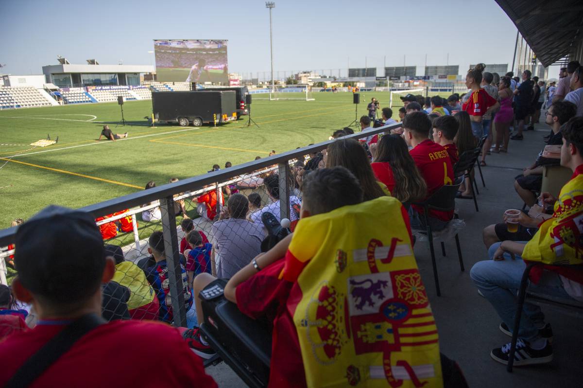 L'Espanya-Bèlgica del Mundial es podrà veure en una pantalla gegant a Ca n'Anglada