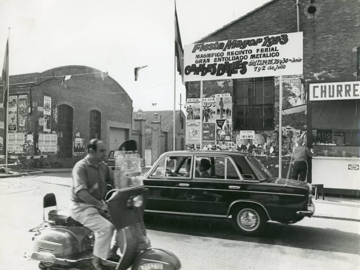 Un anunci d’un gran ball i Joan Capri