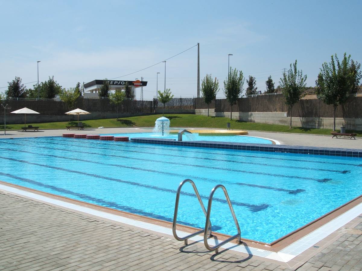 Una nena de sis anys mor ofegada a les piscines municipals de Balaguer