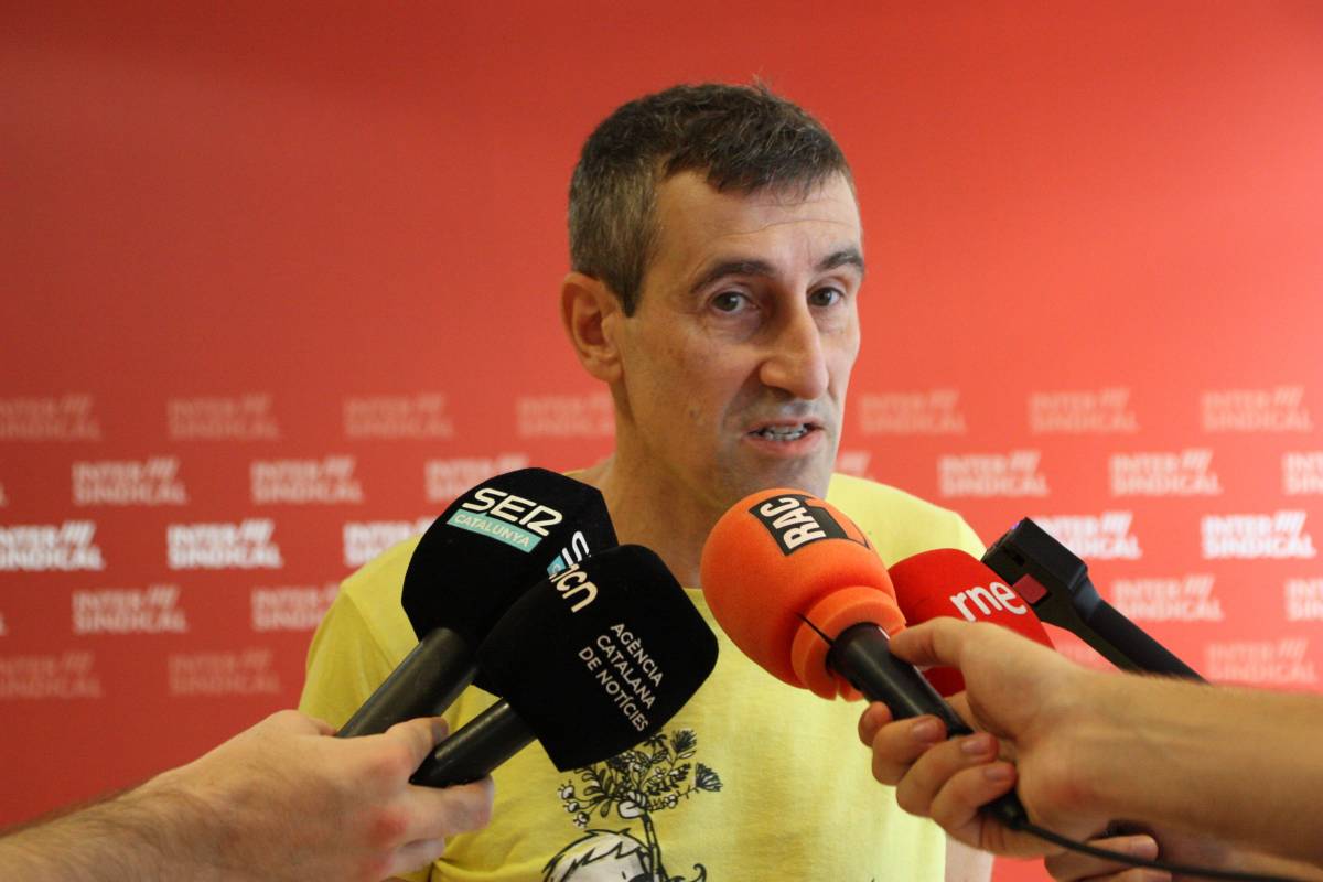 La Intersindical denuncia els Mossos per les infiltracions en una assemblea de docents