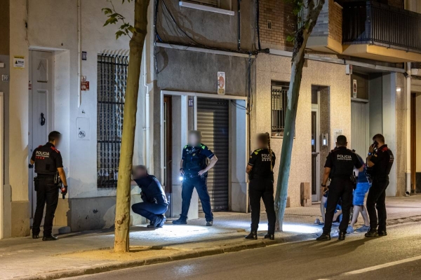 FOTOS | Investiguen un tiroteig al barri de la Creu Alta de Sabadell