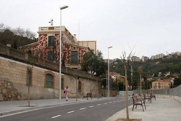 Detenen un home per drogar i fer tocaments a dones al barri de Vallvidrera