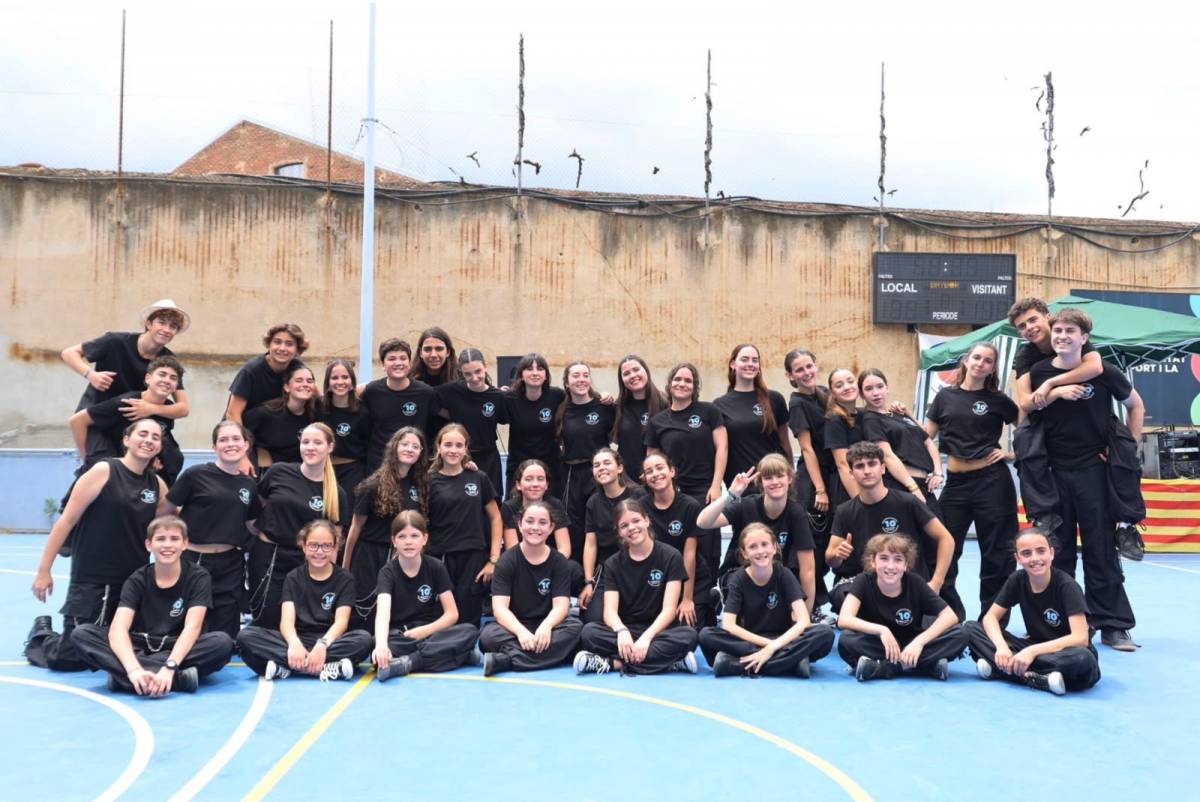Últim ball a la pista del Centre Cultural El Social de Terrassa