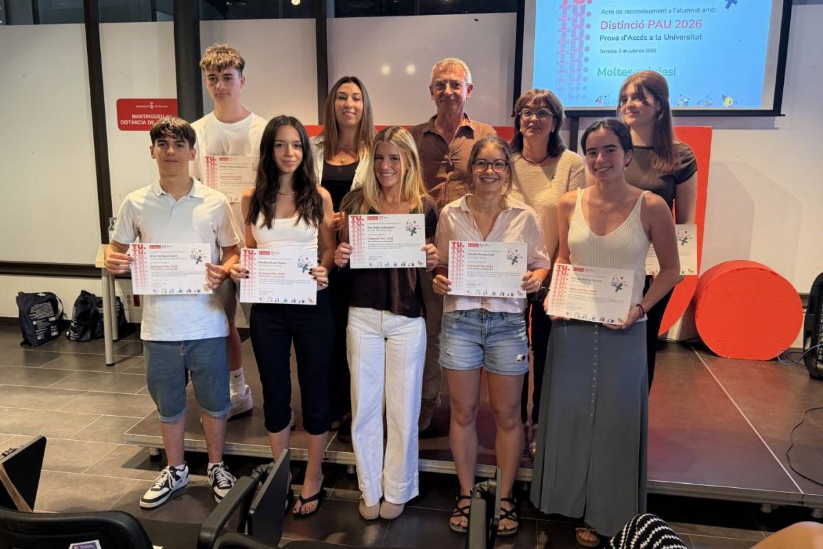 Terrassa reconeix els nou estudiants de la ciutat distingits per la seva excel·lència a les PAU 2026